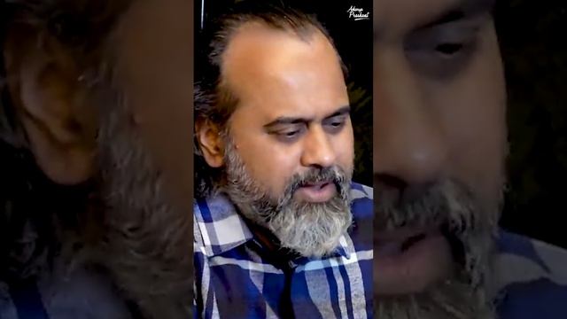 What is real happiness? || Acharya Prashant