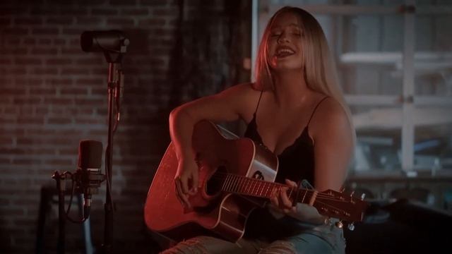 POLLY POCKET (Live Acoustic) - Fiona Maura