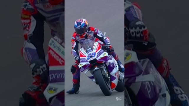 Look at the way he slows down for the corner 😱 #MotoGP
