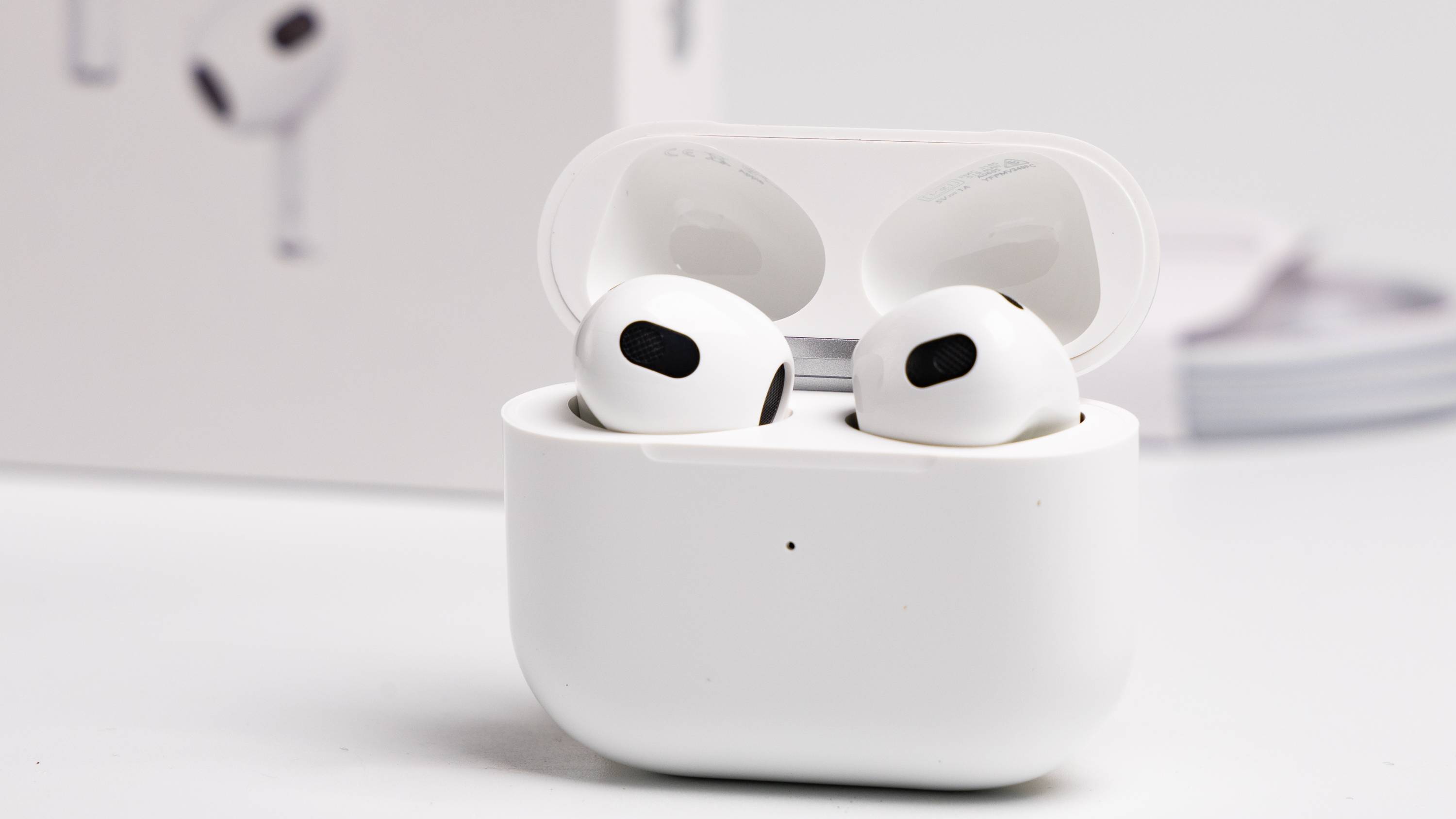 Видеообзор наушников AirPods Pro Premium