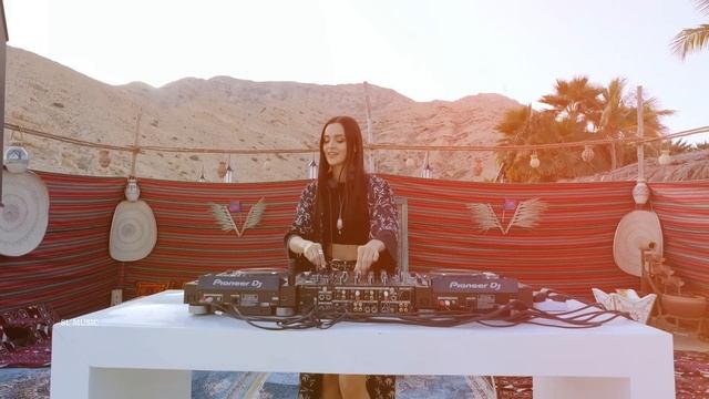 Oneil & Danna - Insatiable Remix