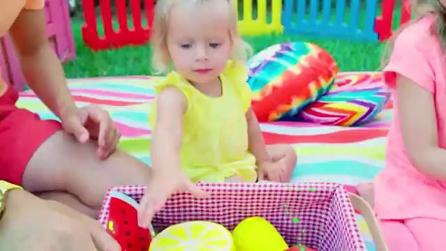 Three mermaids and more Funny pool stories for kids