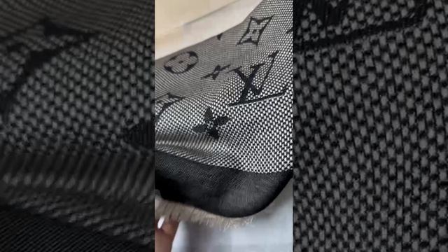 Палантин Louis Vuitton оригинал.