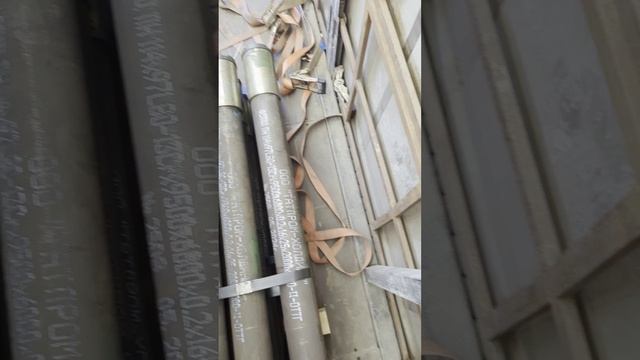 Трубы ушли вперед, после экстренного торможения на фуре.