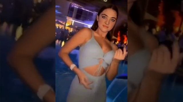 На танцполе. Я-образ из фотолаба.