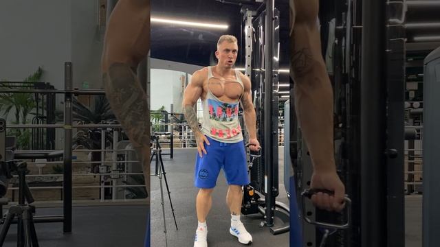 День груди,жим 140-150,сушка,подготовка к mensphysique