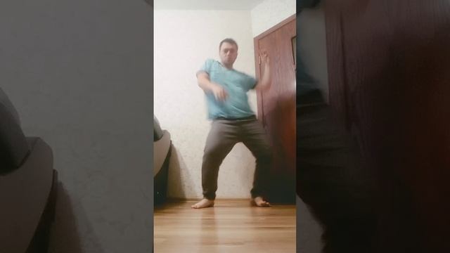 Дарю позитив и хорошее настроение, жду тебя на своём канале . #music #рекомендации #танцор #топ