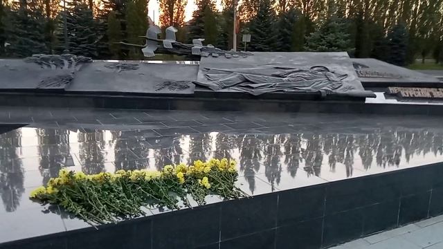 Памятник неизвестному солдату. Мемориал Победы. Курск