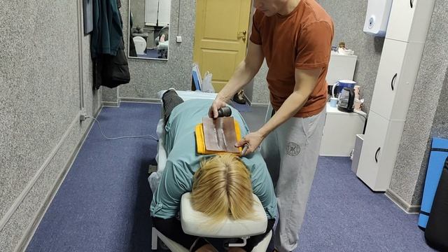 болит каждый участок спины