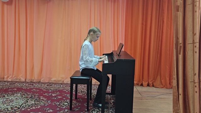 Ахрамеева Вероника 9 лет, старинный танец Контраданс