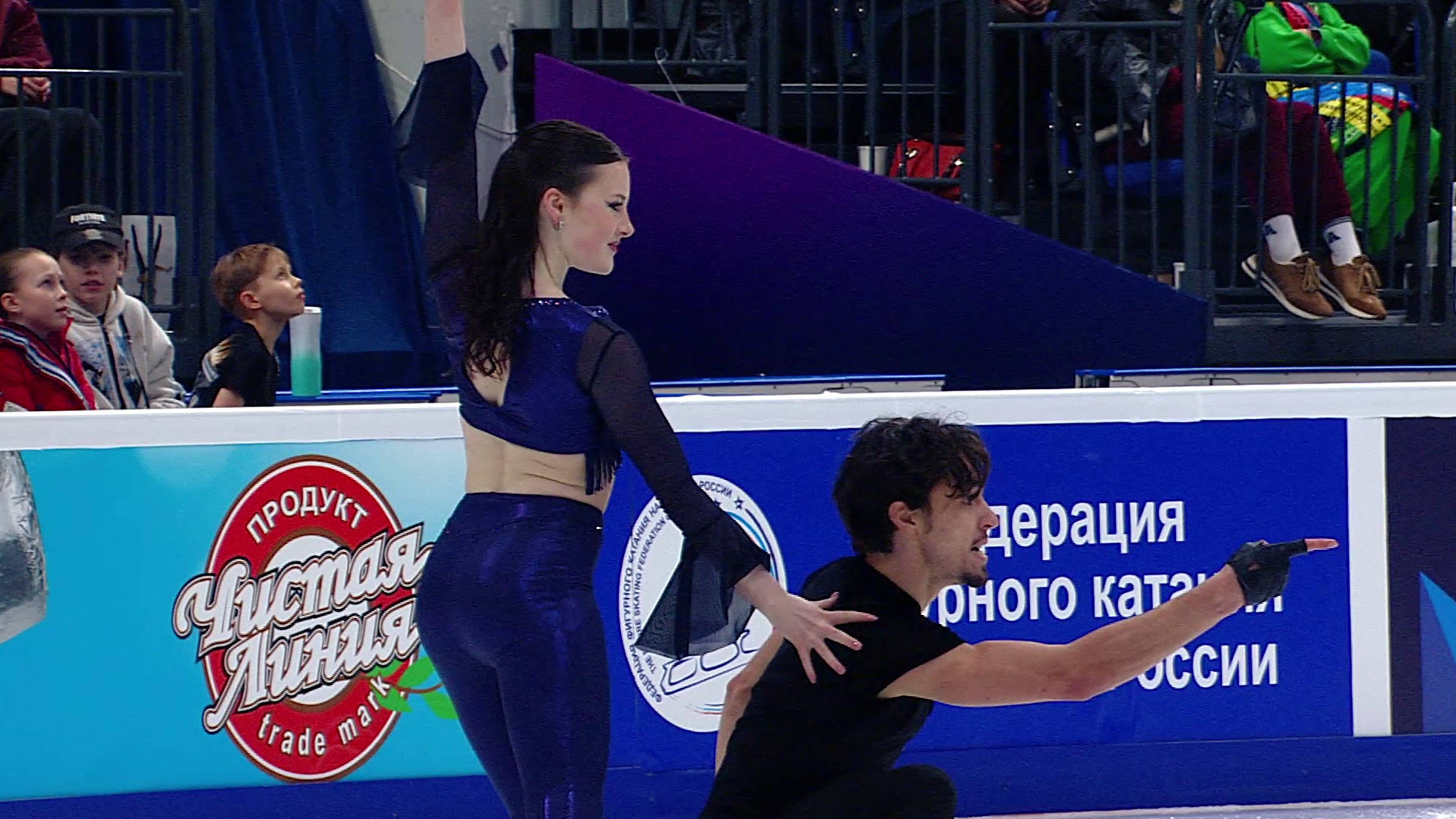 Анна Коломенская — Артем Фролов. Танцы на льду. Ритм-танец. Москва. Гран-при России