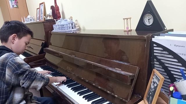 Вильдан Миниахметов играет