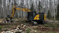 Работа харвестера CAT 320 с агрегатом LogMax7000 TWIN