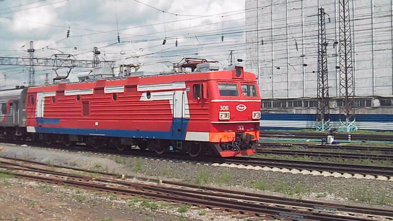 Электровоз ЭП1-306