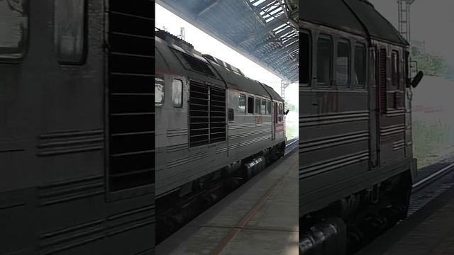 Тепловоз 2М62У-0012 (ТЧЭ-2, 03.2023 г. — передан в депо ТЧЭ-6) следует резервом.
