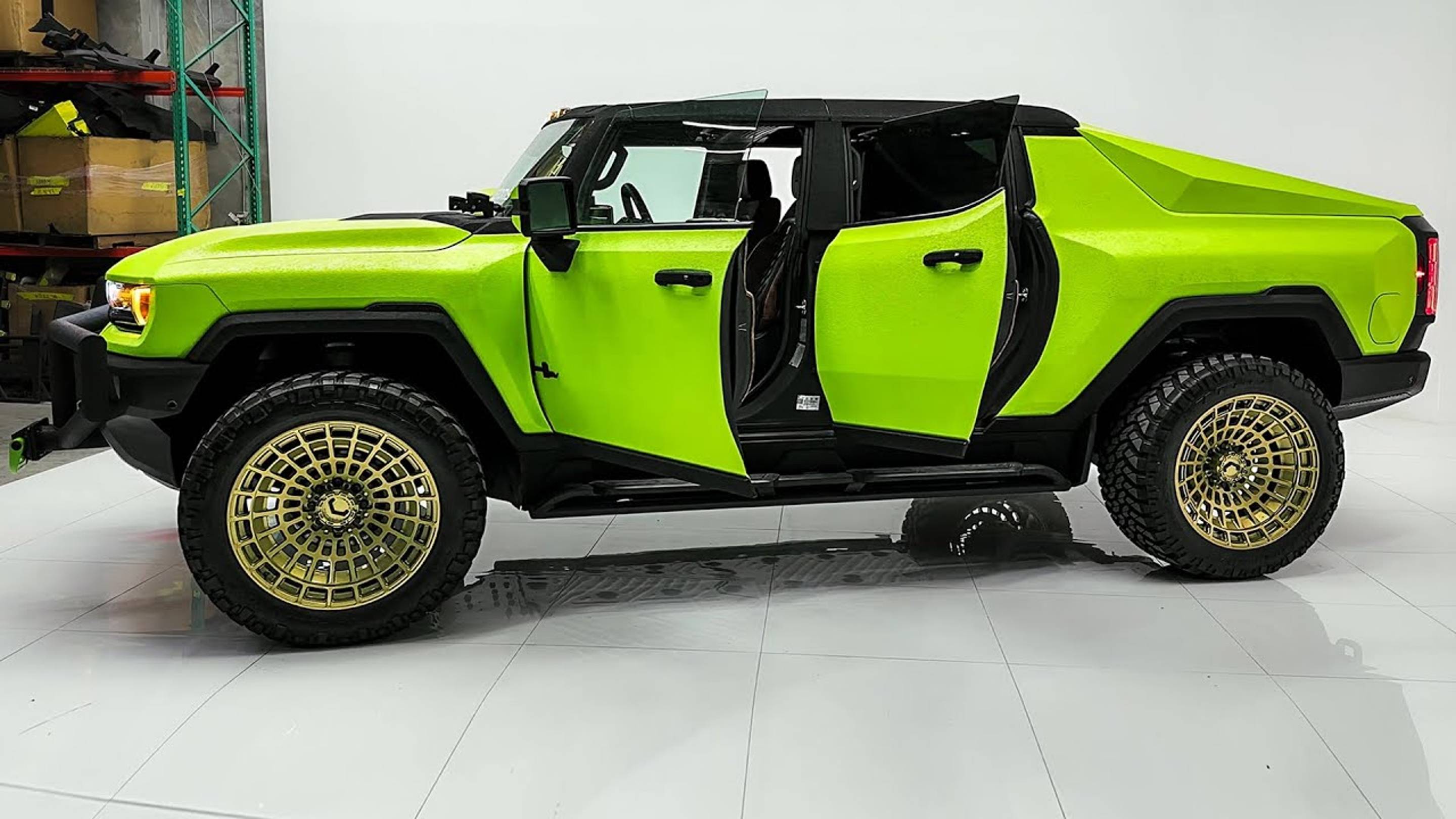 Hummer EV 4X4 2025 года от Apocalypse6X6 — безумный внедорожник!