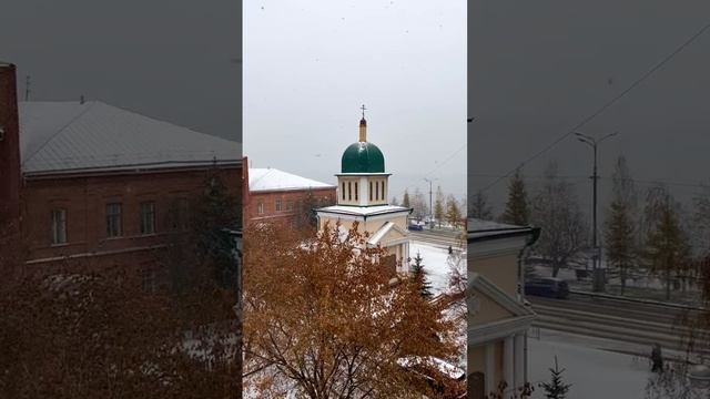 В Красноярске первый снег