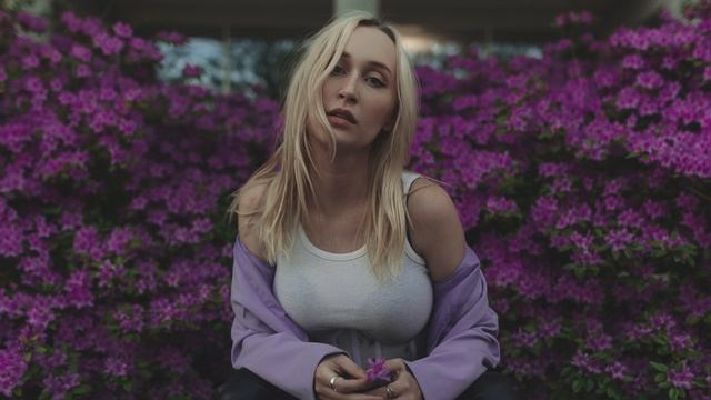 Seven Lions - Brightest Light (Lyrics) ft. Dotter - 833