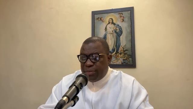 LET US PRAY THE ROSARY.                              Fr Mario David Dibie