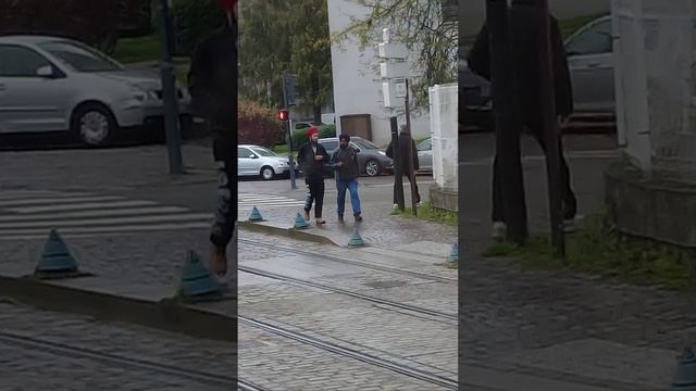 Север Парижа...ни одного француза!
