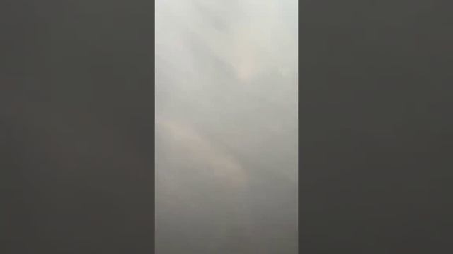 Момент прилета FPV-дрона, снятый изнутри американского броневика International MaxxPro украинско...