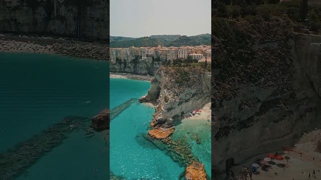 Тропея это город на скалах, расположенный на западном побережье Италии в регионе Калабрия