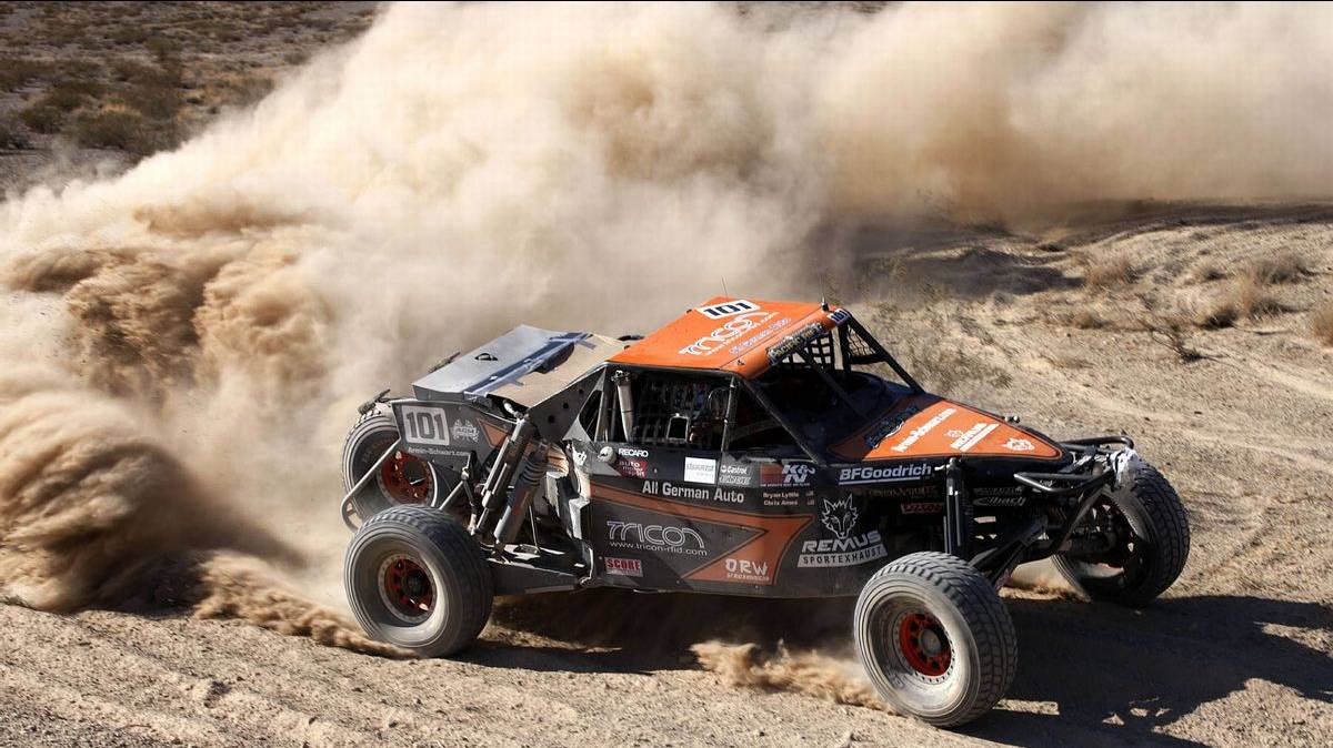 Ралли Baja 1000 Is Wild Rage at the River