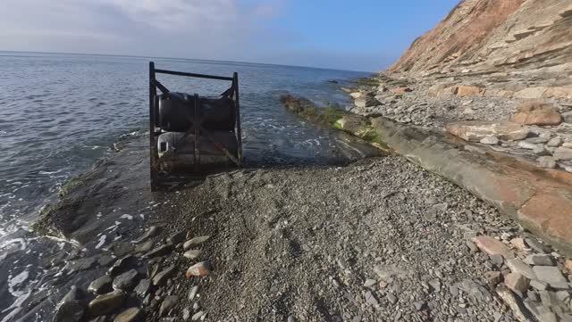 ОПИСАЛАСЬ на море) Опасно. Что это за СТРАШНАЯ ШТУКА??? Красивые виды 800 ступеней. Одна на море.