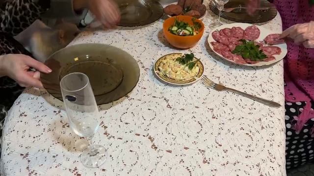 Театр "Серьёзные Люди". Нежданные гости в Новый год.