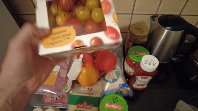 Потратил 100 евро на французские продукты