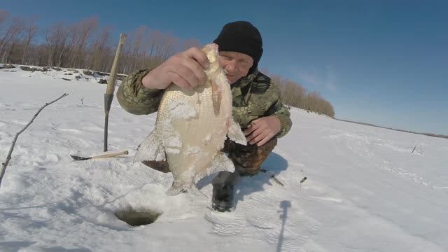 Зимняя (весенняя) рыьалка в Сибири 9