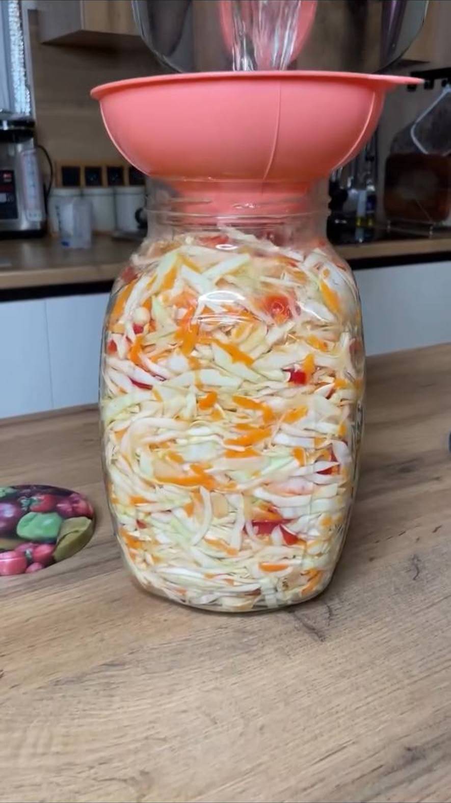 Эта капуста улетает на ура!!🤤 Все кто ее пробуют, просят рецептик😉