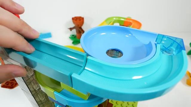 Увлекательная горка из лего блоков ☆ Marble Run  ASMR -Динозавры и спиральная горка