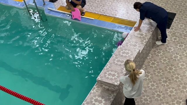 Воскресная тренировка в бассейне 🏊 я учусь плавать 🏊