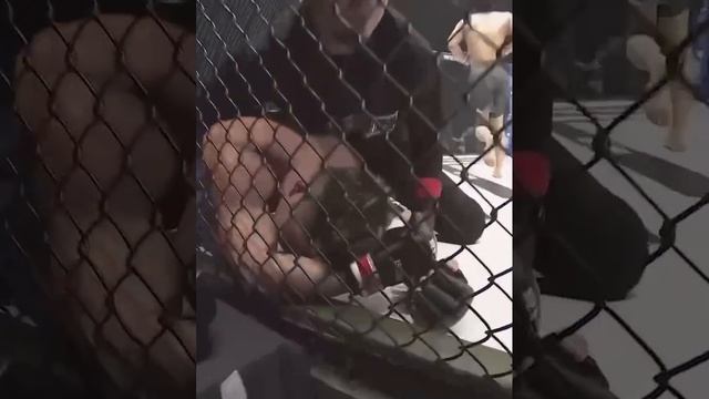 Алибек Гаджамматов успешно дебютирует в Rizin с победы над Дайчи Китакатой уже в первом раунде!