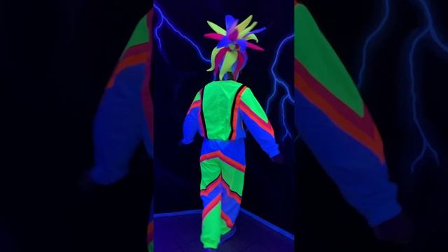 VID_20241008_133727_202.mp4