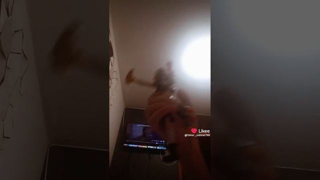 Like_7437474733167030668.mp4