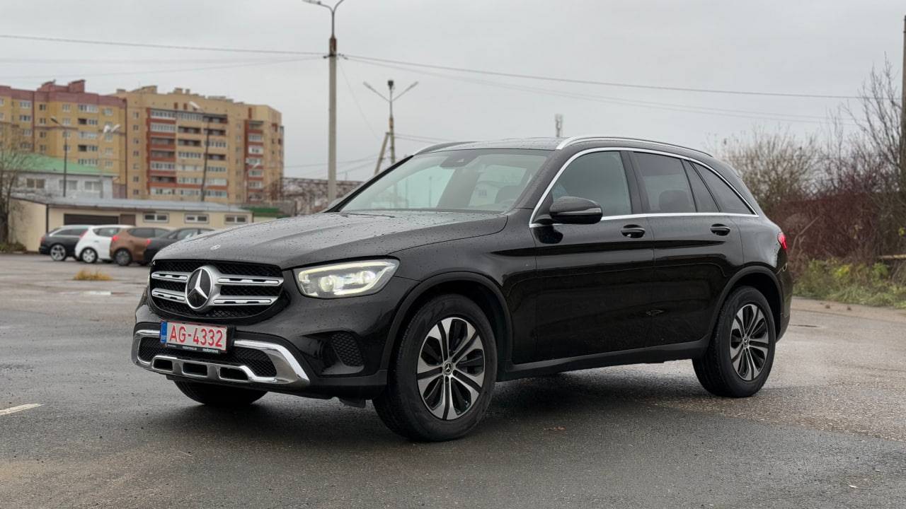 Утиль сбор оплачен. ЭПТС активен. Mercedes Benz GLC 220d 4 Matic. Пробег 37т.км.
