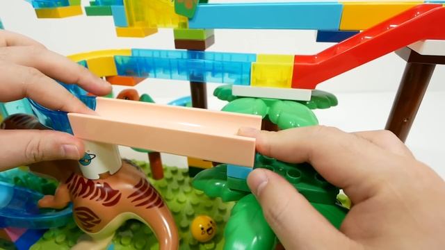 Захватывающее видео Marble Run ASMR  ☆ Трасса  по туннелю динозавров ASMR ☆ Marble Run ASMR Dinosaur