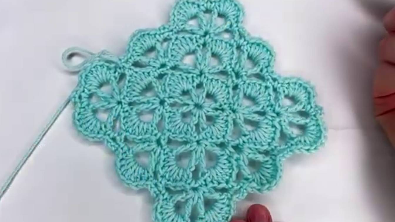 Ажурный квадратный мотив крючком - Вязание крючком пошагово