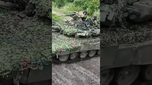 т90а пошел в атаку