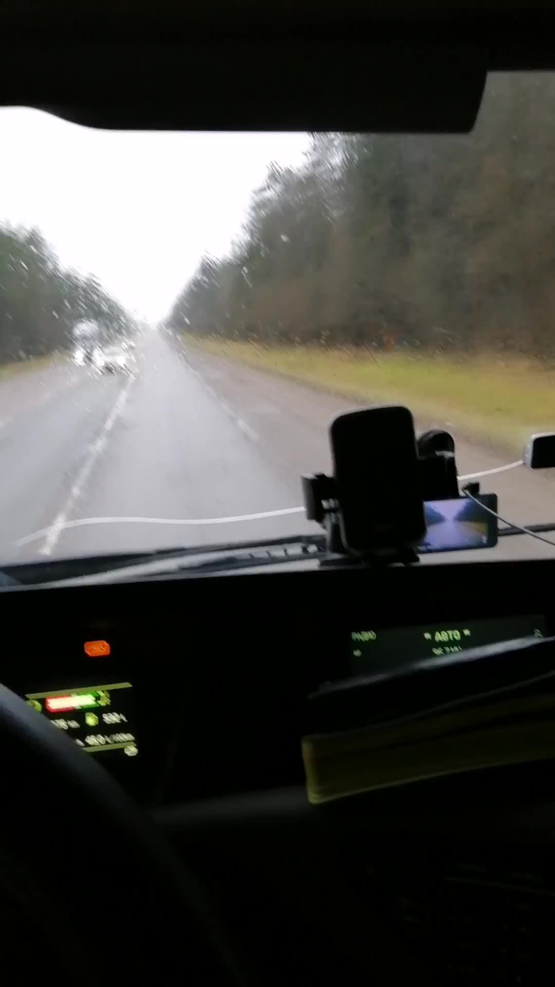 М 10