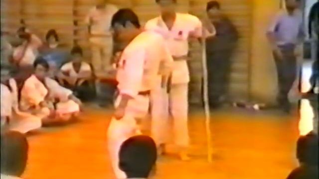 Karate Shotokan files_ Yoshihara Osaka part2