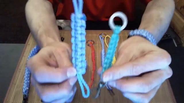 Паракорд и его заменитель браслеты брелоки Charms of parachute cord Paracord (1)