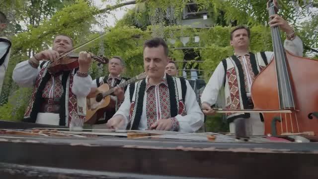 Музика популарэ молдовеняскэ ❤️ "Сенетатя флори алясэ"🌻🎵🌼🎶🌺🎵❤️