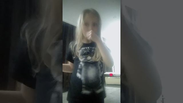 Like_7433798287802394700.mp4