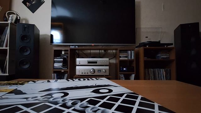 Denon PMA-1700NE акустика Quad S-5