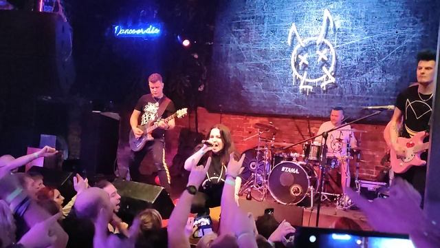 Мёртвая 2.0. Мёртвые Осы live
