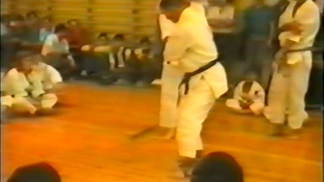 Karate Shotokan files_ Yoshihara Osaka part1