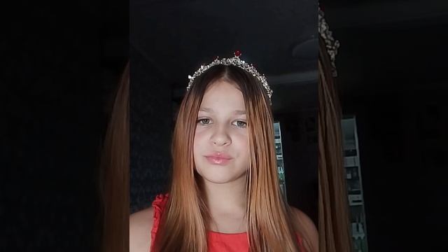 Лиза Проничева